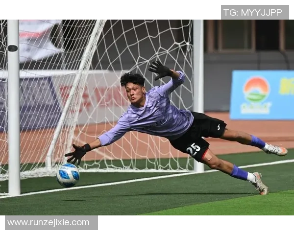 如何拍摄足球球星照片并打造专业的运动摄影风格技巧